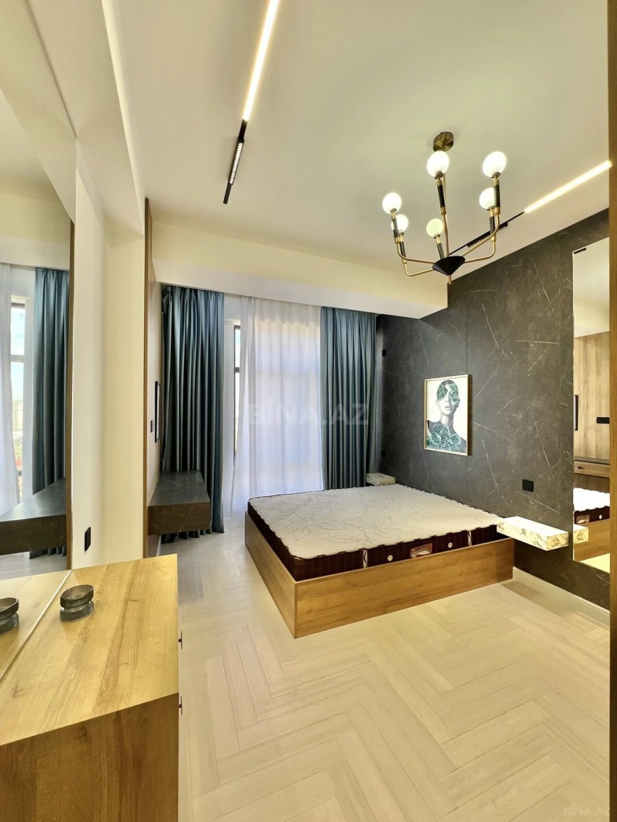 Satılır 3 otaqlı mənzil 117 m²