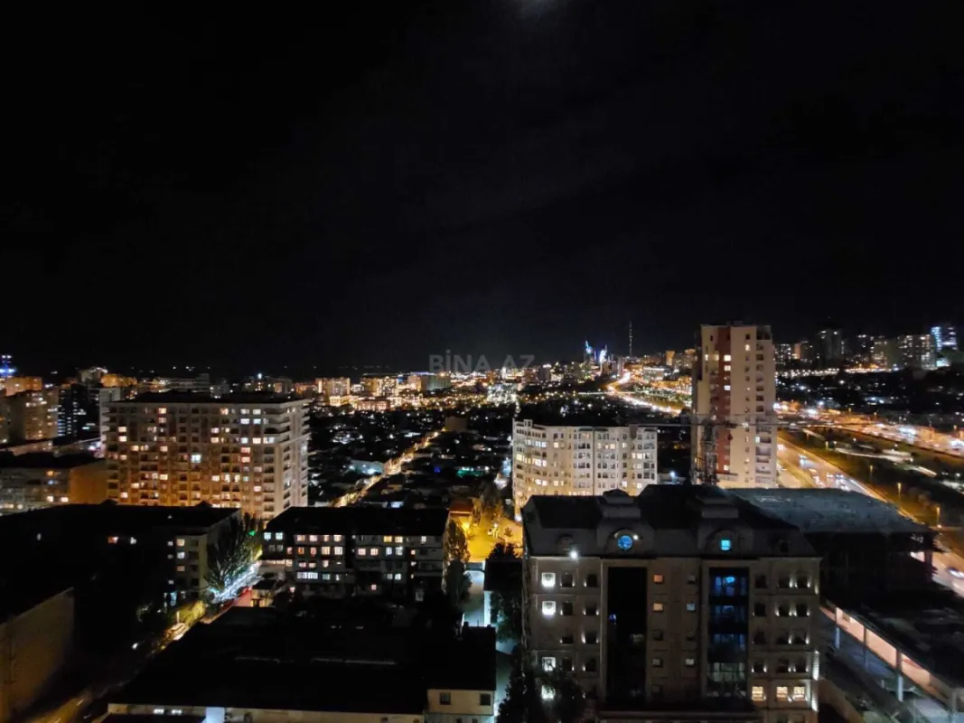 Kirayə verilir 4 otaqlı mənzil 180 m²