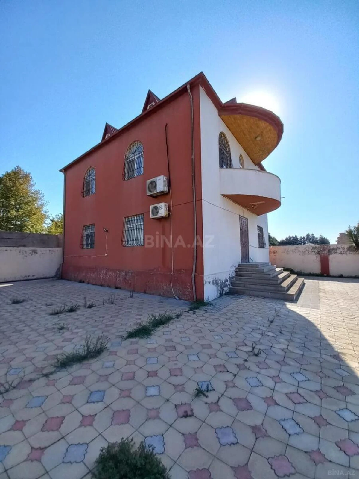 Satılır 4 otaqlı həyət evi 210 m²