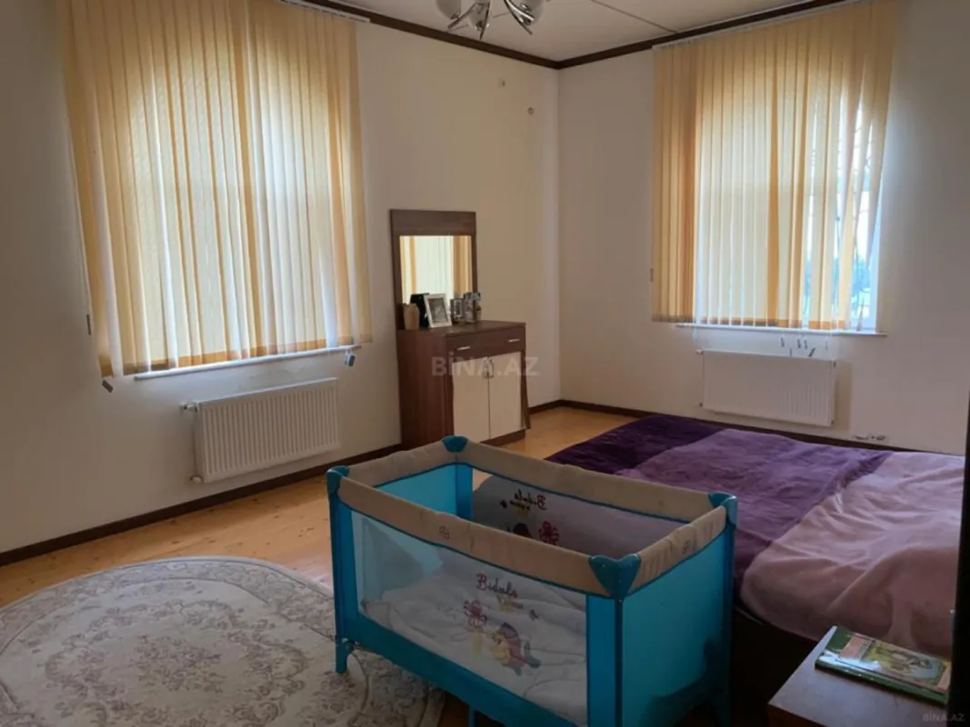 Satılır 4 otaqlı həyət evi 210 m²