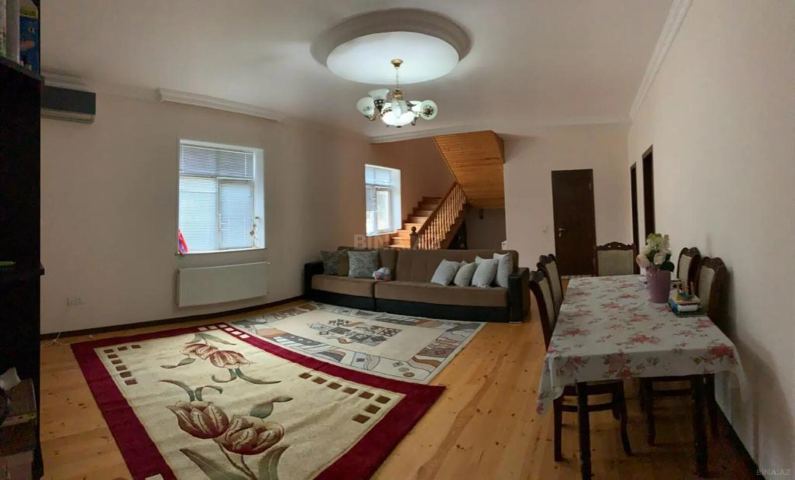 Satılır 4 otaqlı həyət evi 210 m²