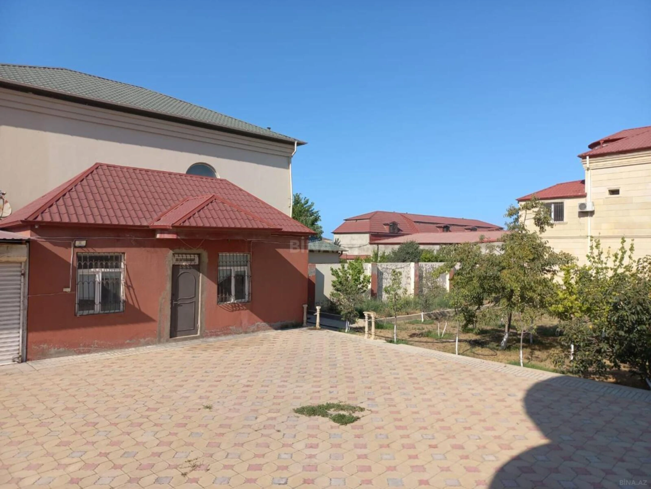 Satılır 4 otaqlı həyət evi 210 m²