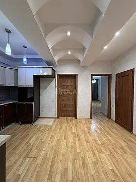 Satılır 2 otaqlı mənzil 68 m²