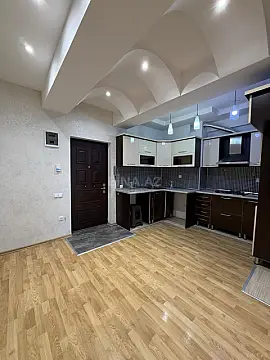 Satılır 2 otaqlı mənzil 68 m²