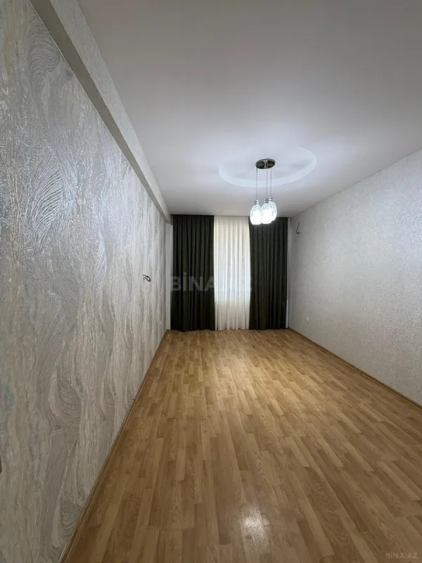 Satılır 2 otaqlı mənzil 68 m²