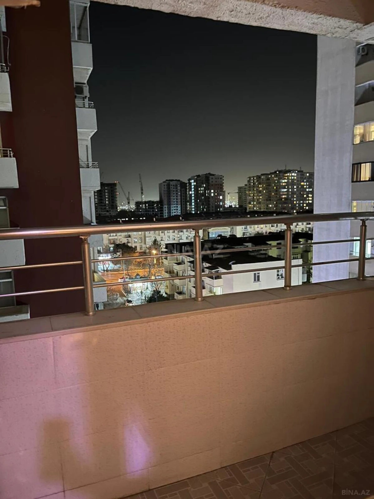 Kirayə verilir 3 otaqlı mənzil 135 m²