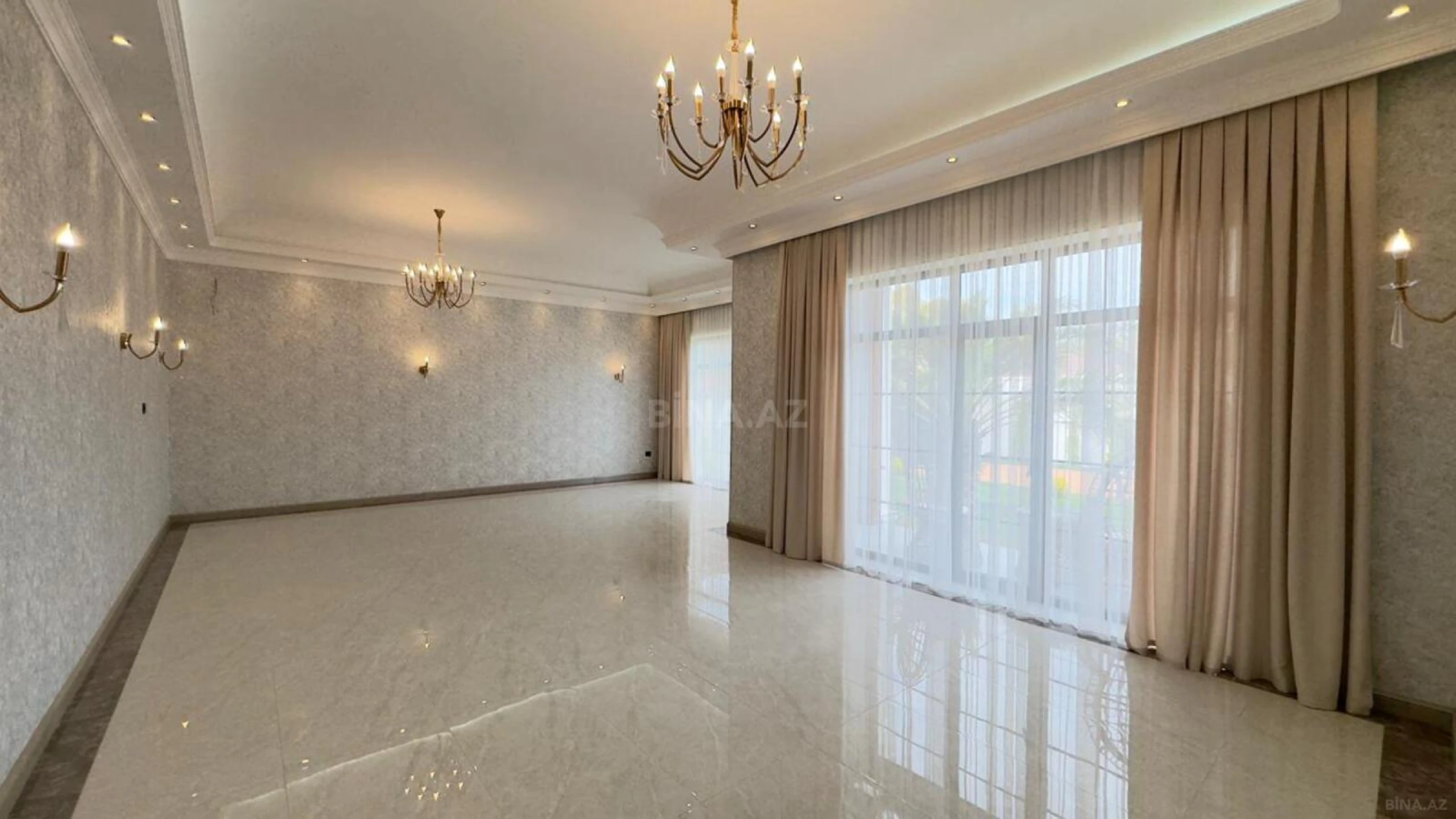 Satılır 6 otaqlı həyət evi 500 m²