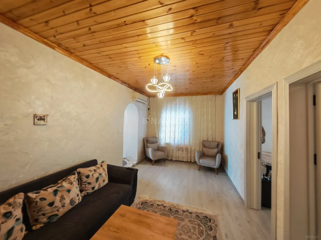 Satılır 4 otaqlı həyət evi 100 m²