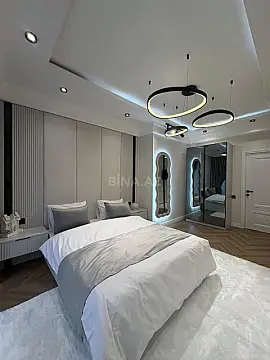 Satılır 4 otaqlı mənzil 165 m²