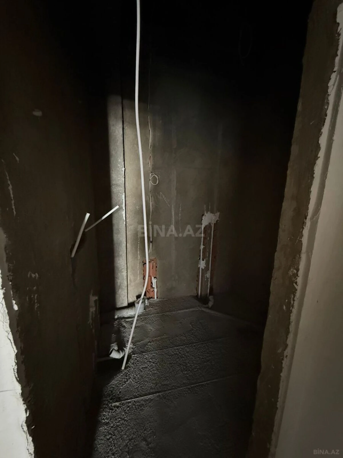 Satılır 3 otaqlı mənzil 87 m²