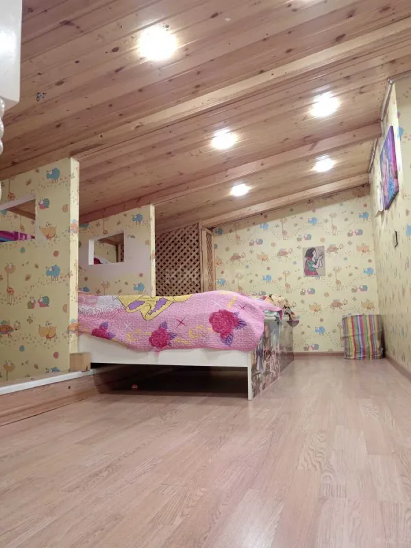 Satılır 3 otaqlı mənzil 130 m²