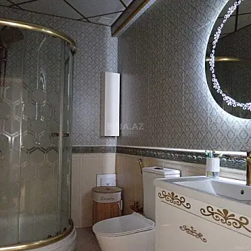 Satılır 3 otaqlı mənzil 130 m²