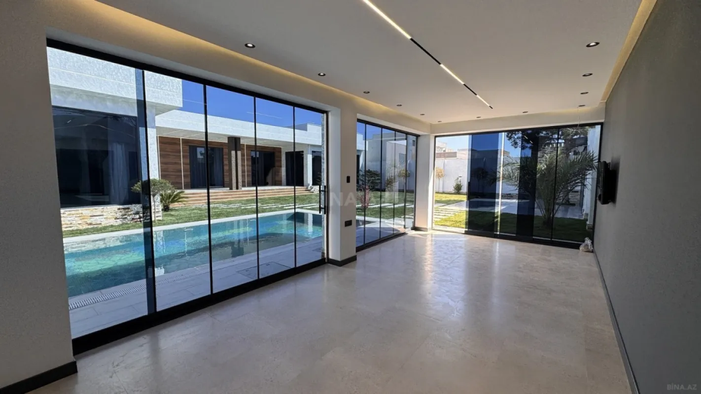 Satılır 5 otaqlı həyət evi 250 m²