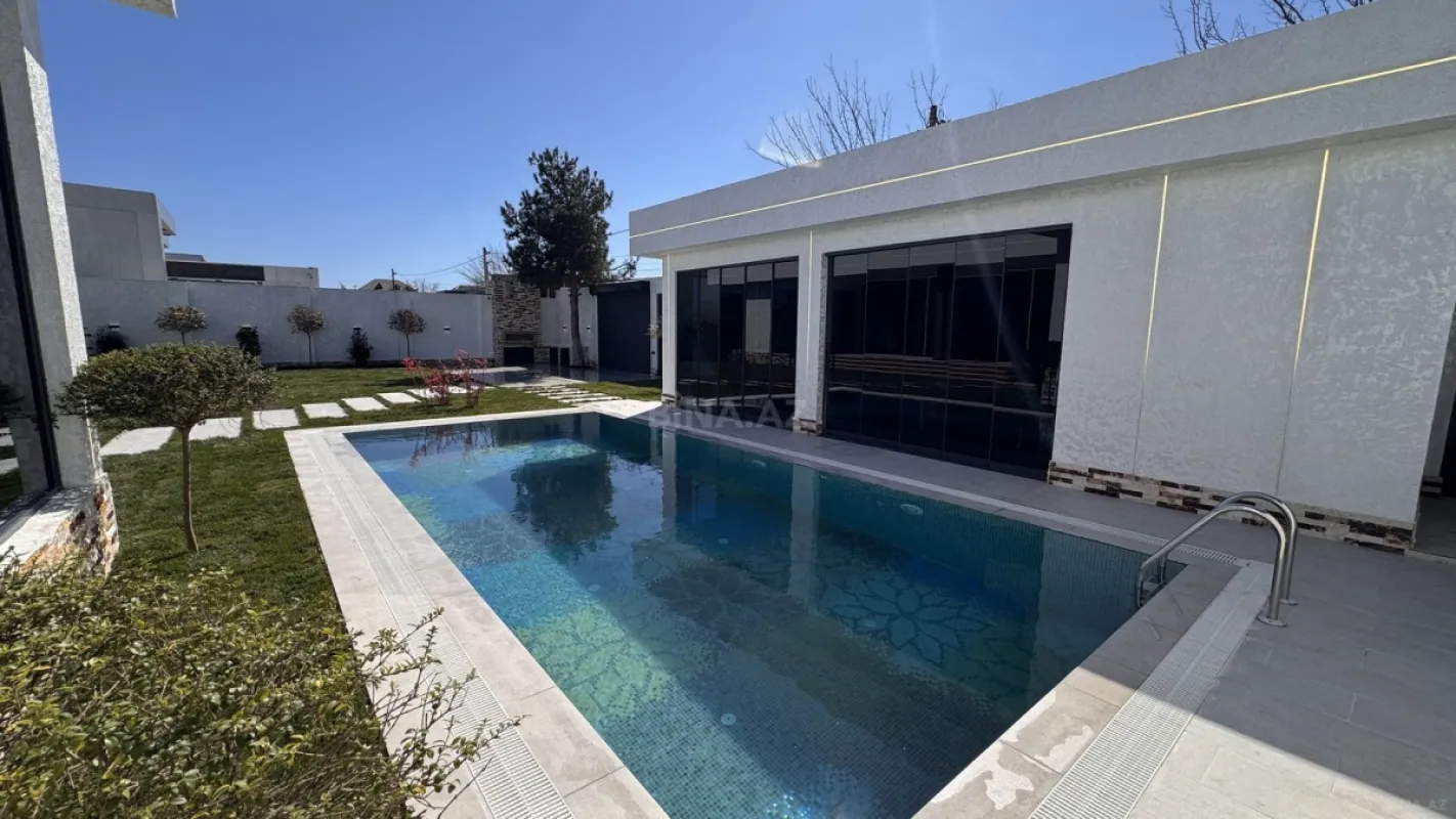 Satılır 5 otaqlı həyət evi 250 m²