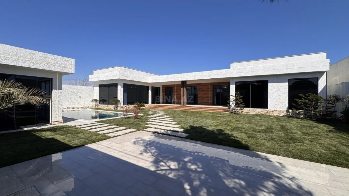 Satılır 5 otaqlı həyət evi 250 m²