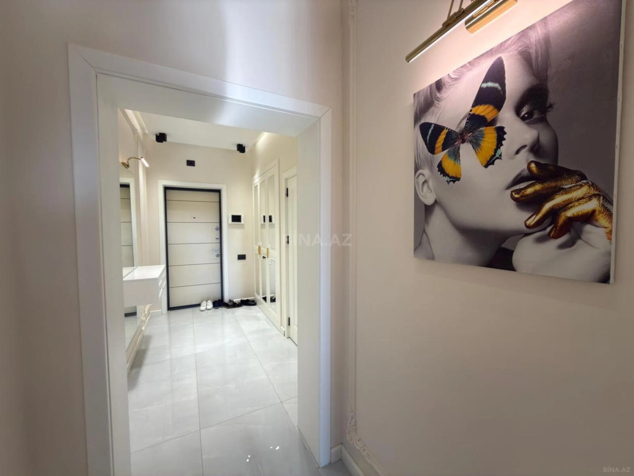 Kirayə verilir 2 otaqlı mənzil 70 m²