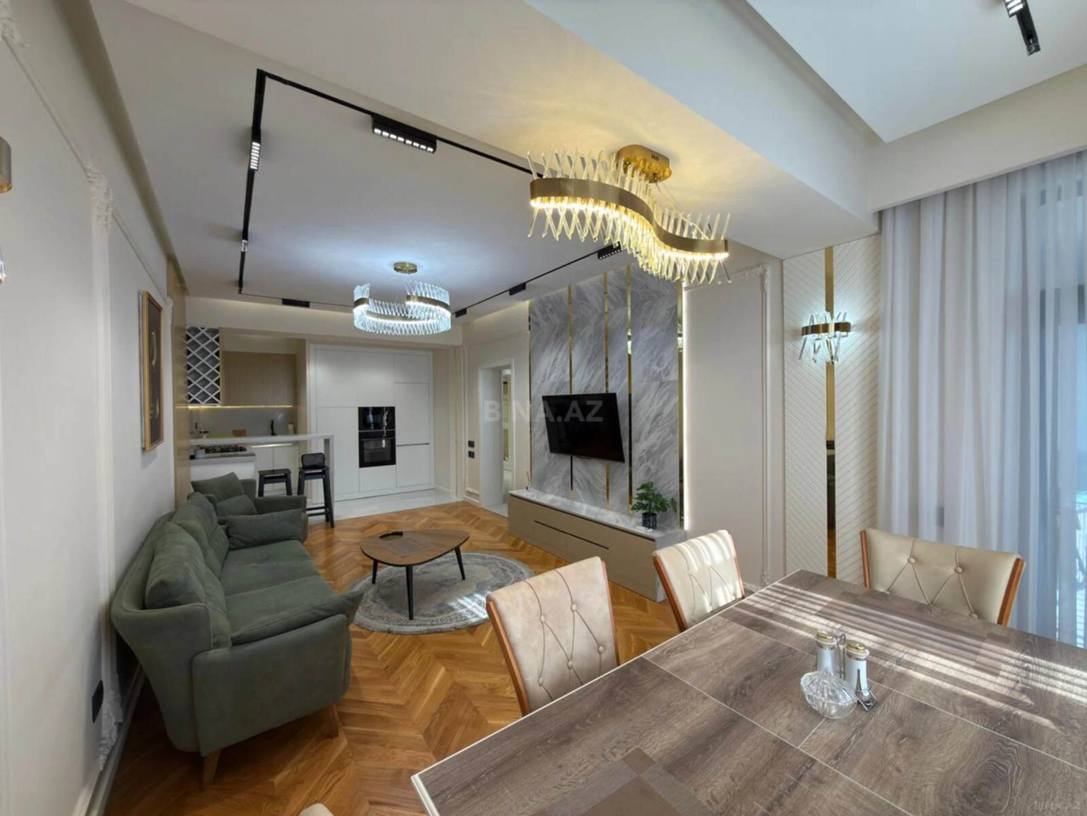 Kirayə verilir 2 otaqlı mənzil 70 m²