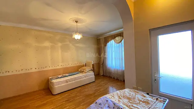 Kirayə verilir 3 otaqlı mənzil 100 m²