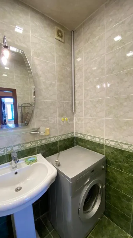 Kirayə verilir 3 otaqlı mənzil 100 m²