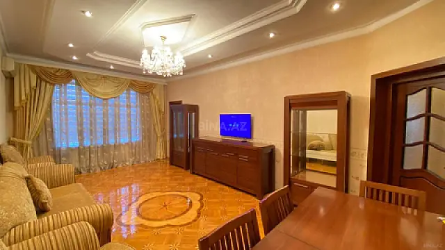 Kirayə verilir 3 otaqlı mənzil 100 m² — Bakı, Nizami 3 otaq 100.00 m²