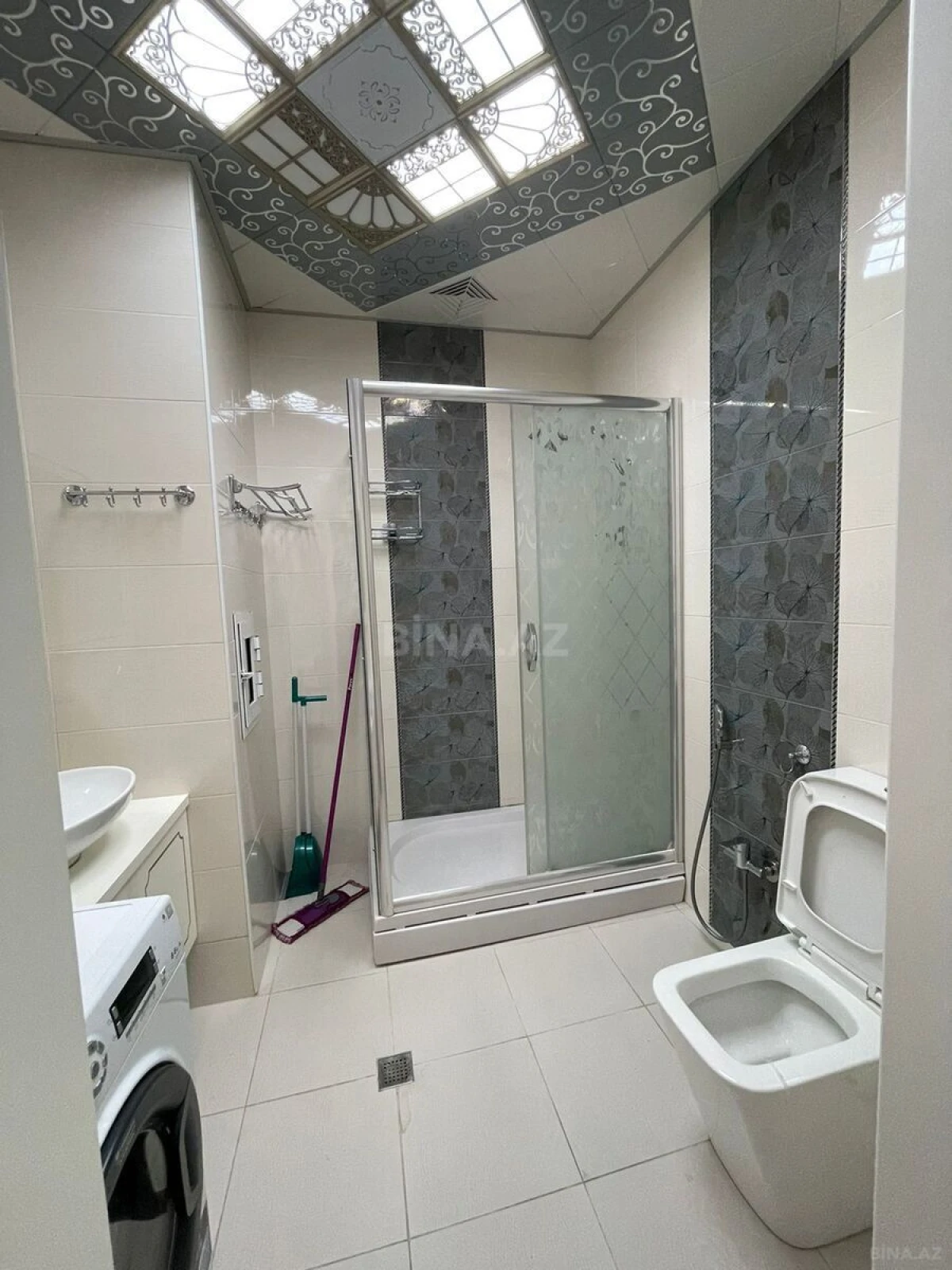Kirayə verilir 2 otaqlı mənzil 85 m²
