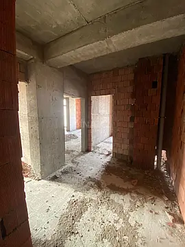 Satılır 3 otaqlı mənzil 85.7 m²