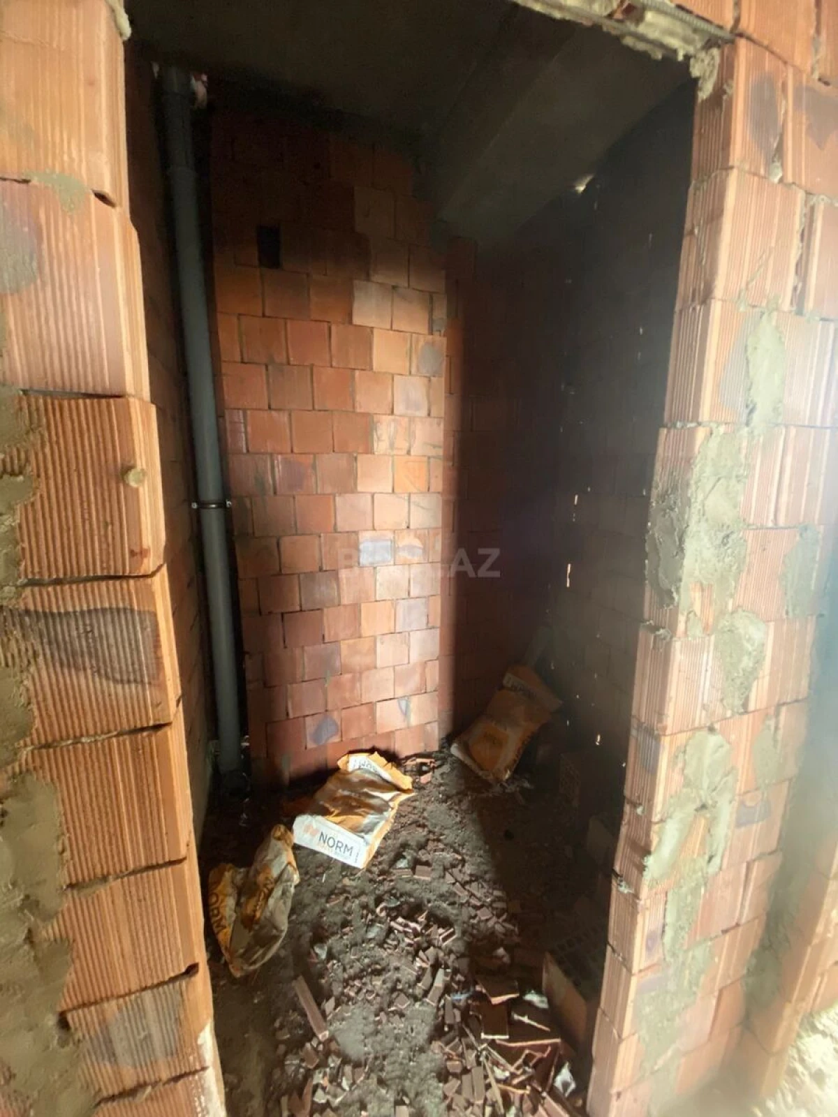 Satılır 3 otaqlı mənzil 85.7 m²