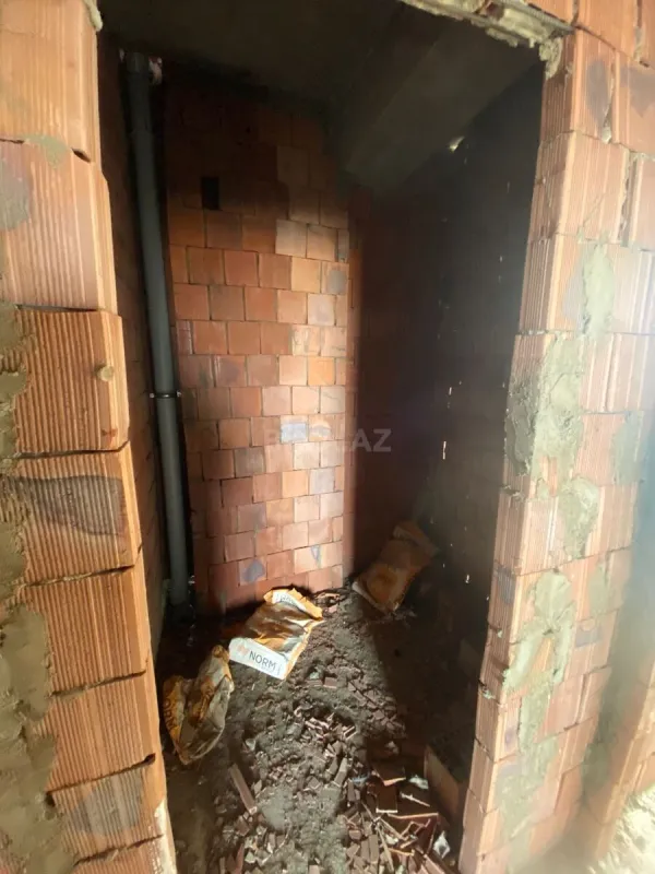 Satılır 3 otaqlı mənzil 85.7 m²