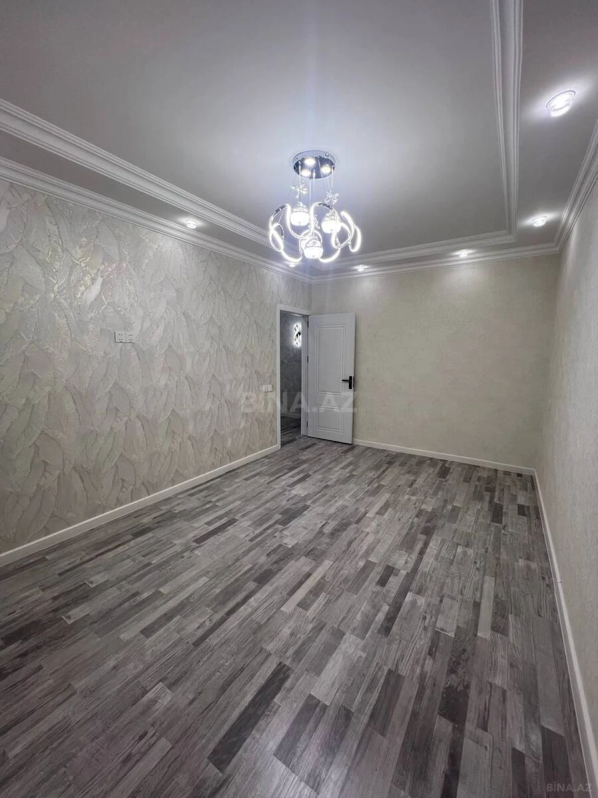 Satılır 3 otaqlı mənzil 70 m²