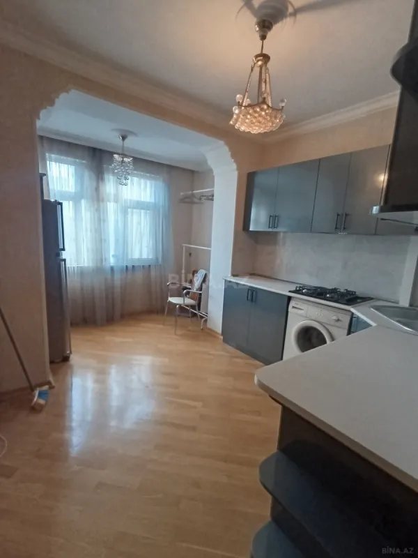 Satılır 2 otaqlı mənzil 65 m²