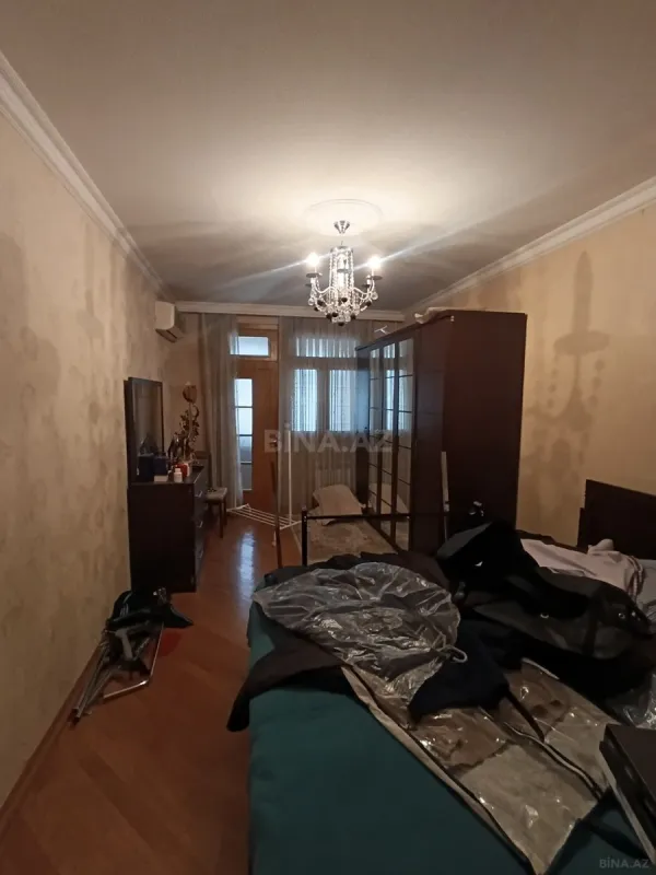 Satılır 2 otaqlı mənzil 65 m²