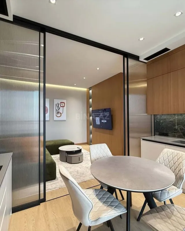 Kirayə verilir 2 otaqlı mənzil 70 m²