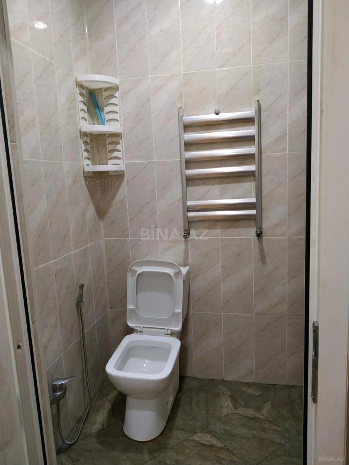 Kirayə verilir 2 otaqlı mənzil 70 m²