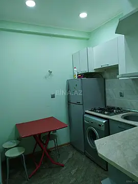 Kirayə verilir 2 otaqlı mənzil 70 m²