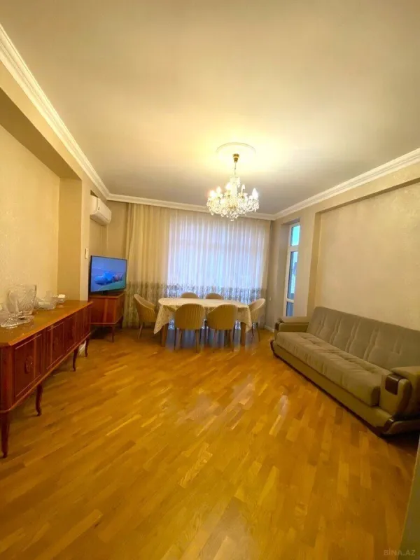 Satılır 2 otaqlı mənzil 94 m²