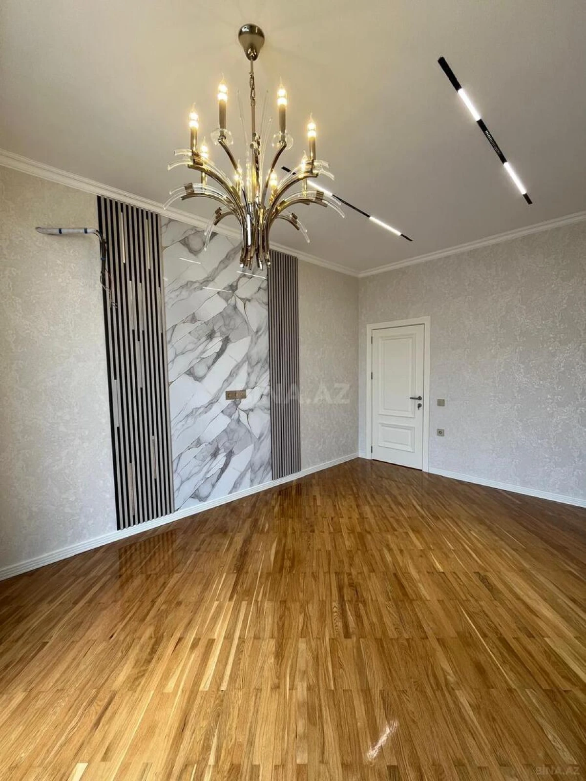 Satılır 2 otaqlı mənzil 80 m²