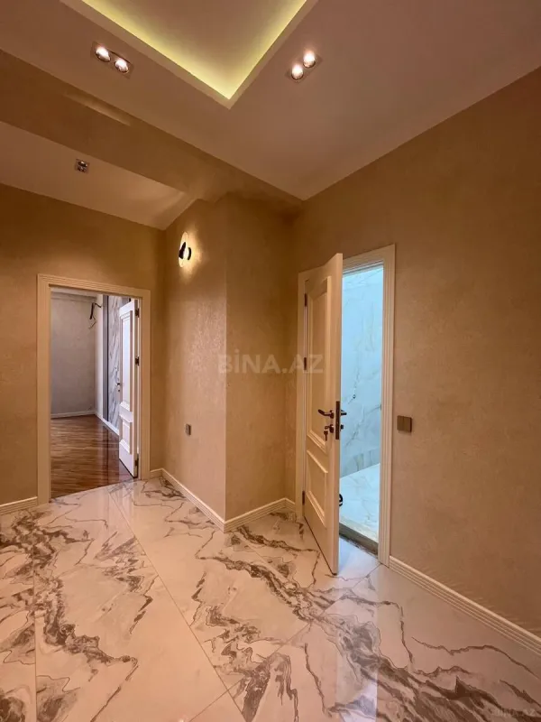 Satılır 2 otaqlı mənzil 80 m²