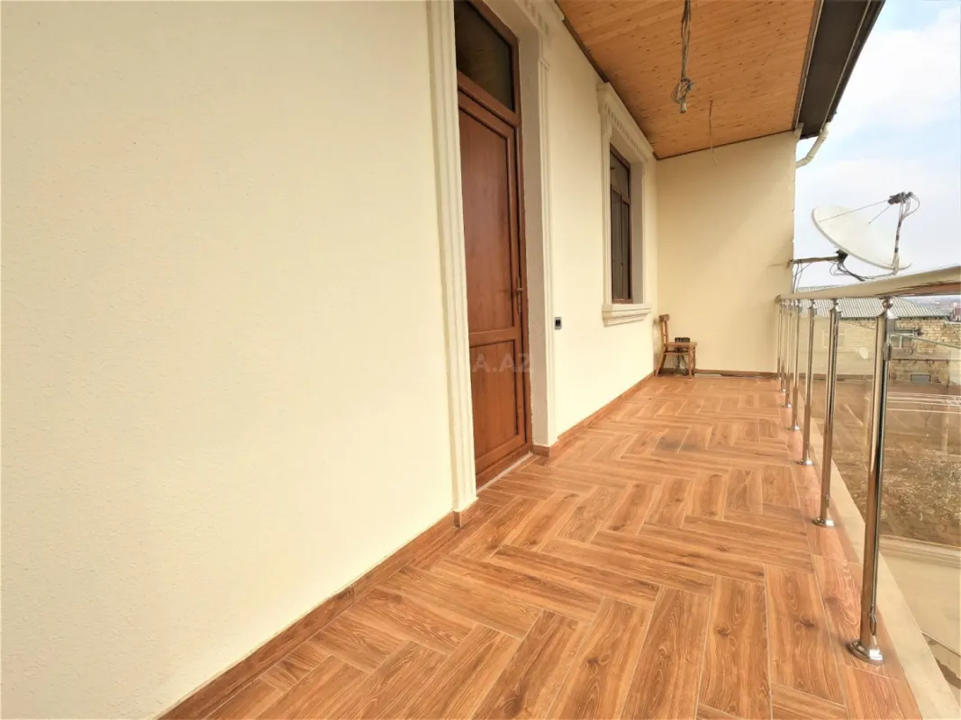 Satılır 6 otaqlı həyət evi 150 m²