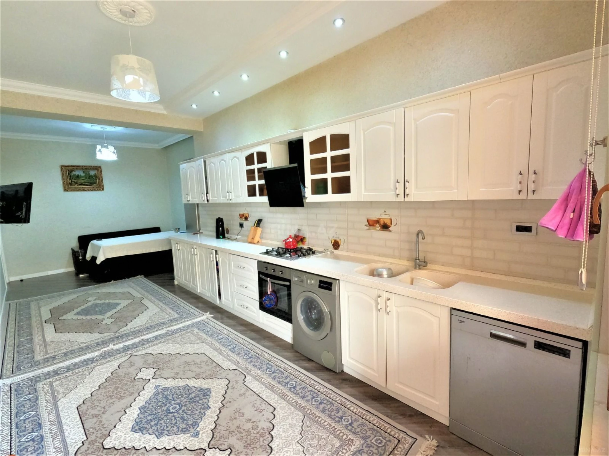 Satılır 6 otaqlı həyət evi 150 m²