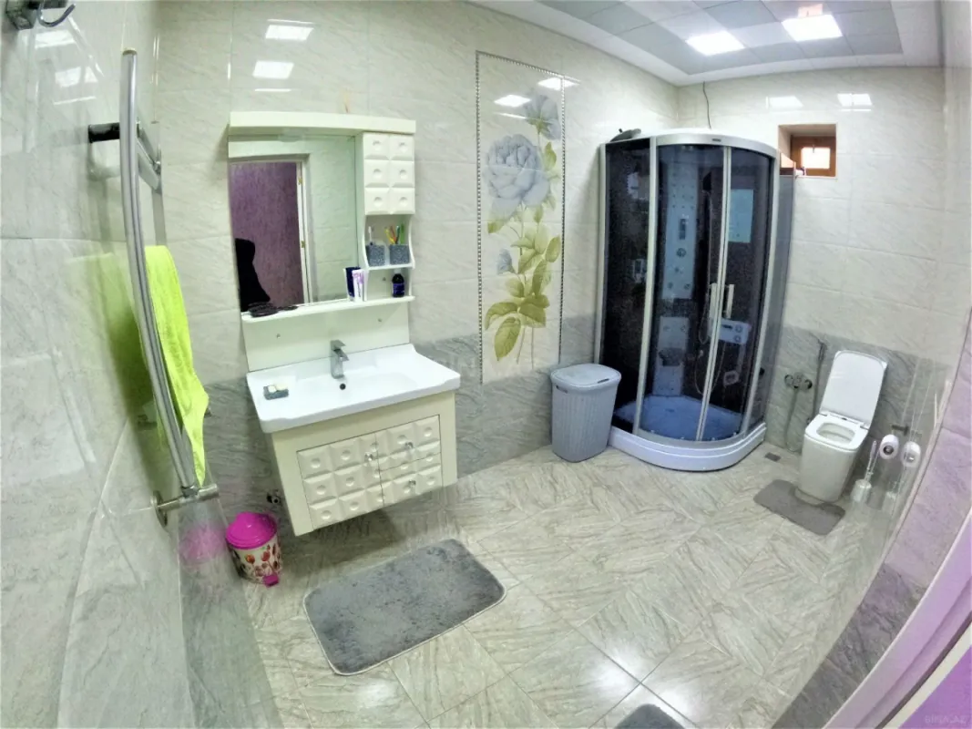 Satılır 6 otaqlı həyət evi 150 m²