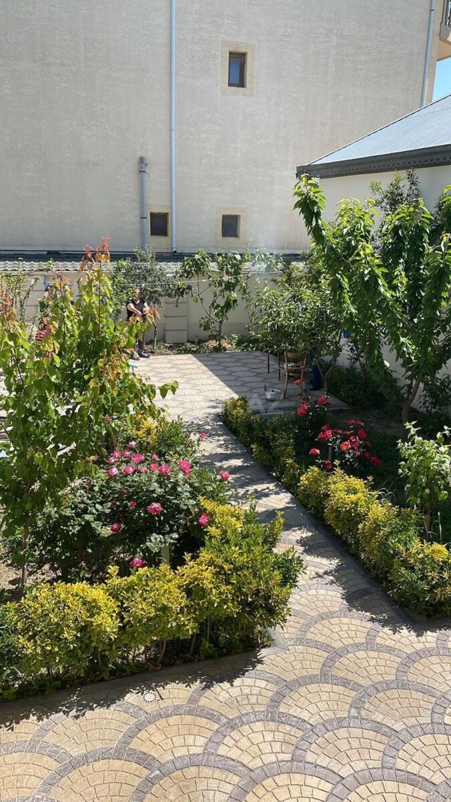 Satılır 6 otaqlı həyət evi 150 m²