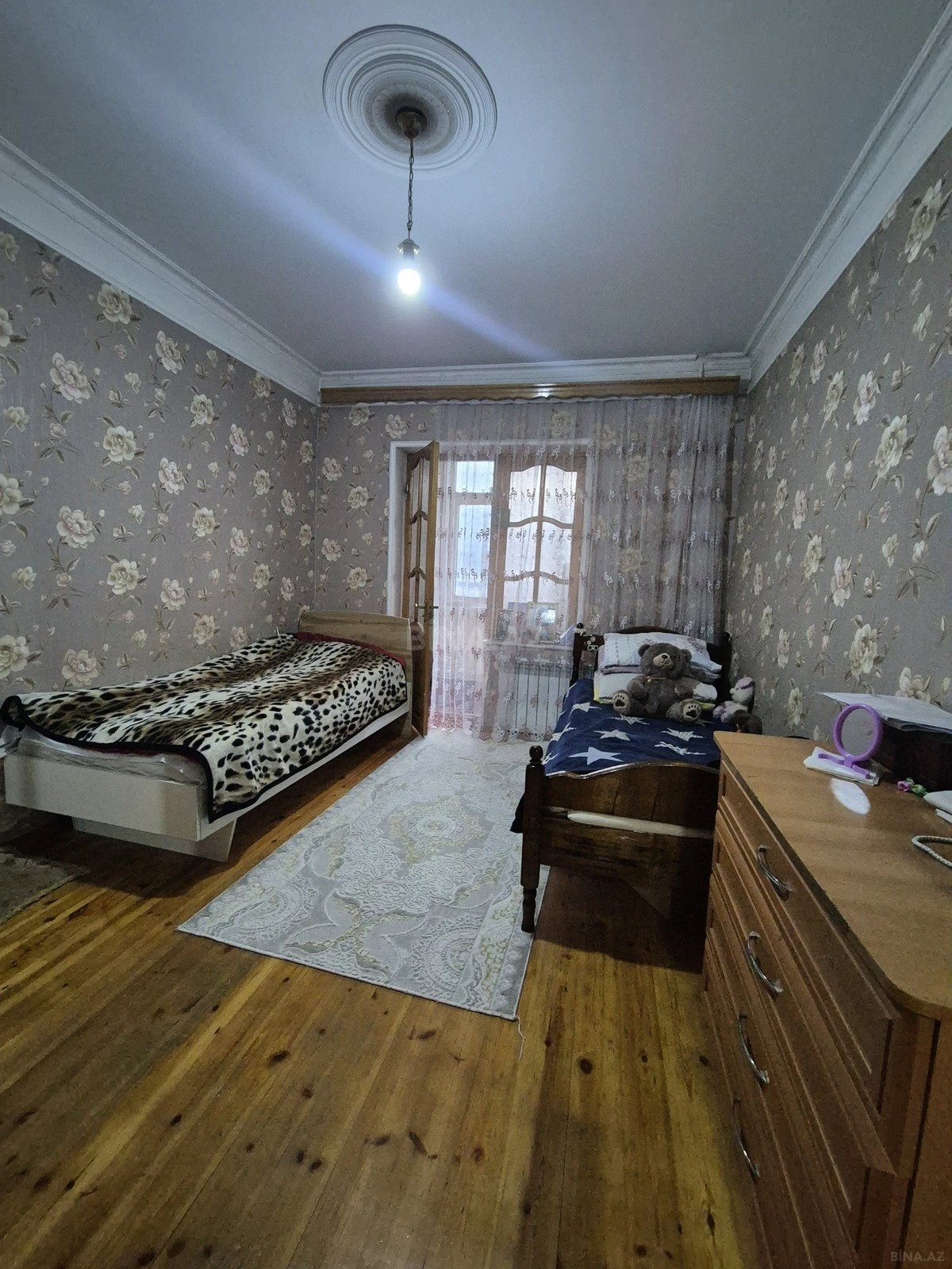Satılır 5 otaqlı mənzil 120 m²