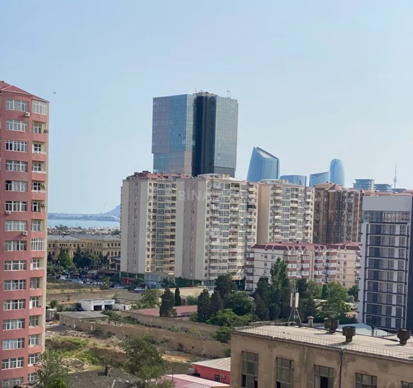 Satılır 2 otaqlı mənzil 52 m²