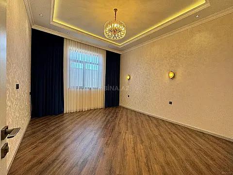 Satılır 4 otaqlı həyət evi 208 m²