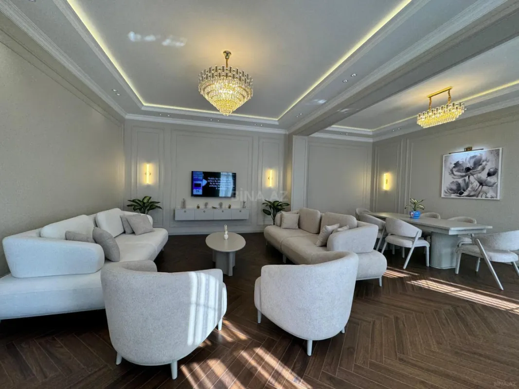 Satılır 4 otaqlı həyət evi 208 m²