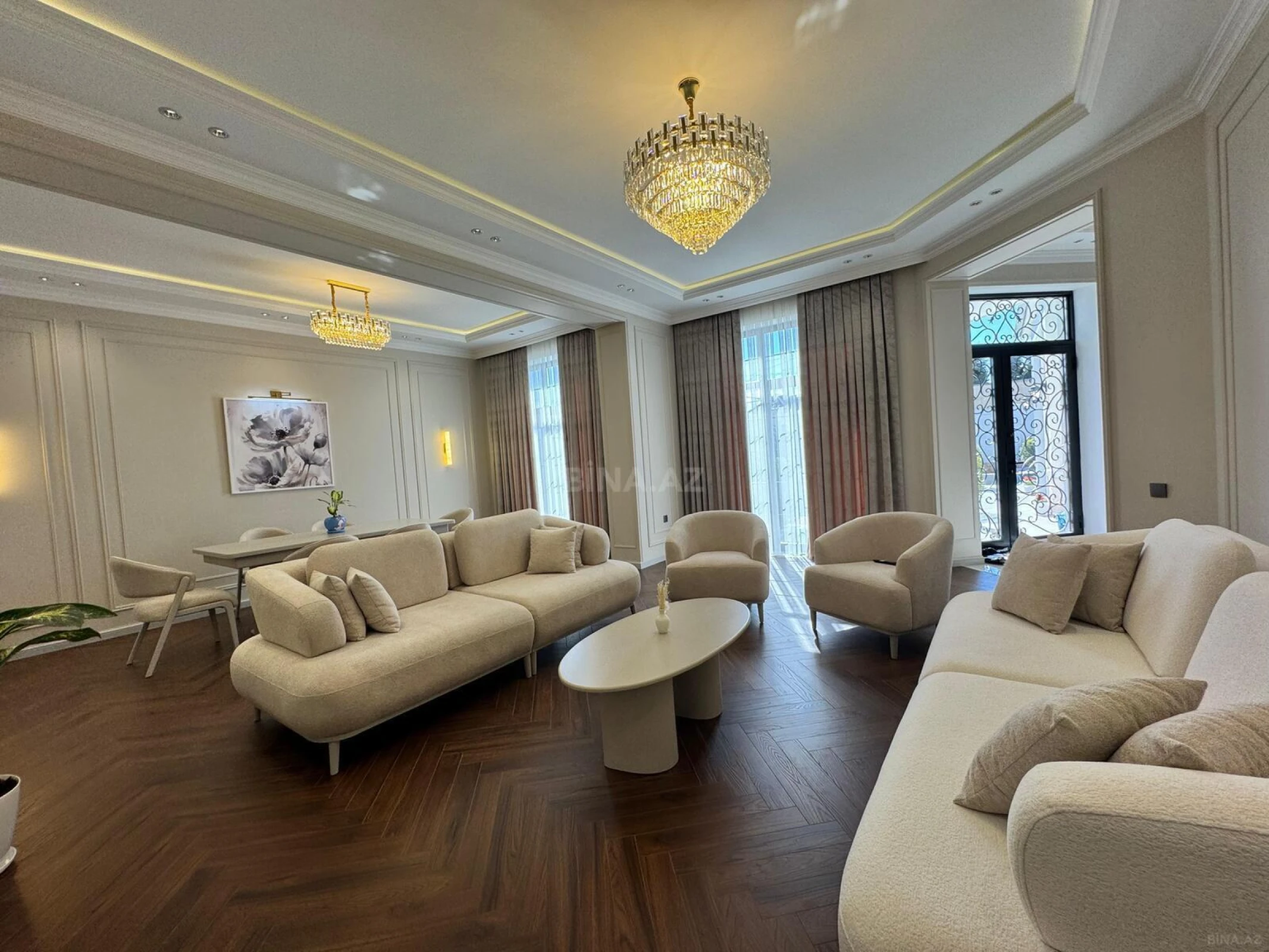 Satılır 4 otaqlı həyət evi 208 m²