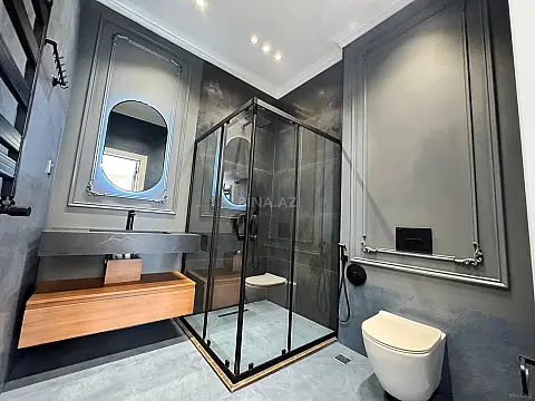 Satılır 4 otaqlı həyət evi 208 m²