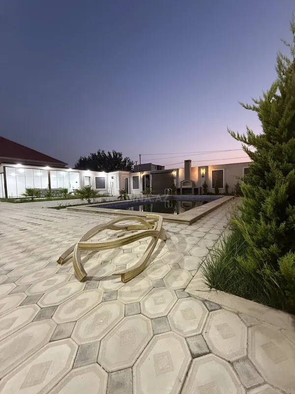 Satılır 4 otaqlı həyət evi 150 m²