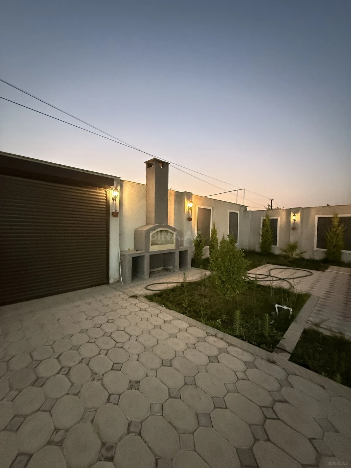 Satılır 4 otaqlı həyət evi 150 m²