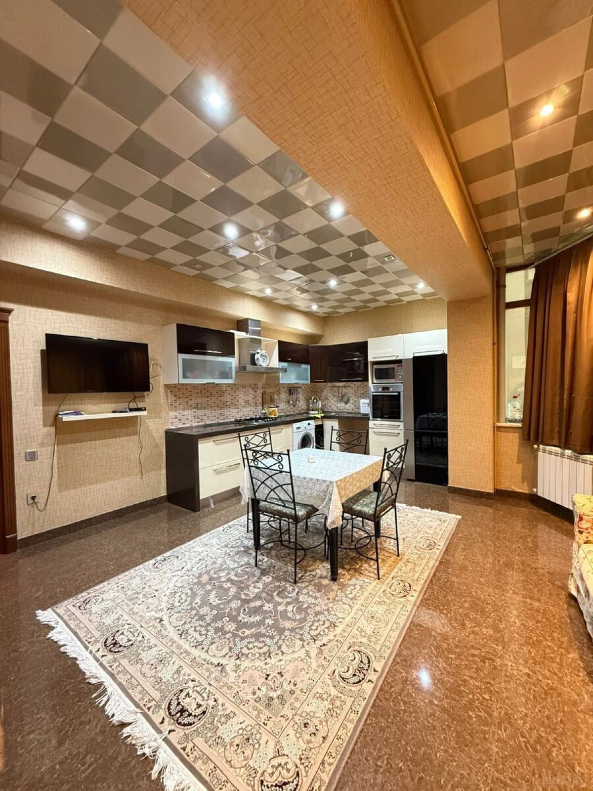 Satılır 2 otaqlı mənzil 110 m²